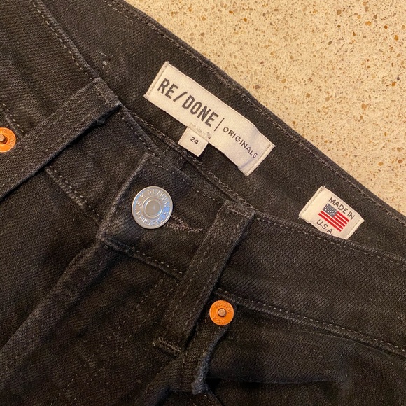 Re/Done High Rise Crop Raw Hem Distressed size 24 - Picture 5 of 16